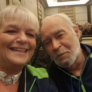 Meet your Posher, Dee